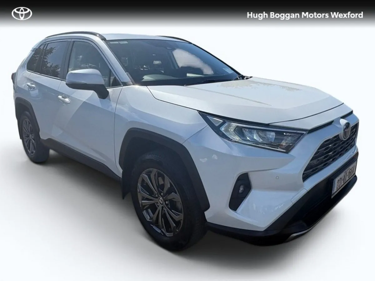 Toyota RAV4 PEARLESCENT WHITE HYBRID SOL AUTOMATIC - Image 1