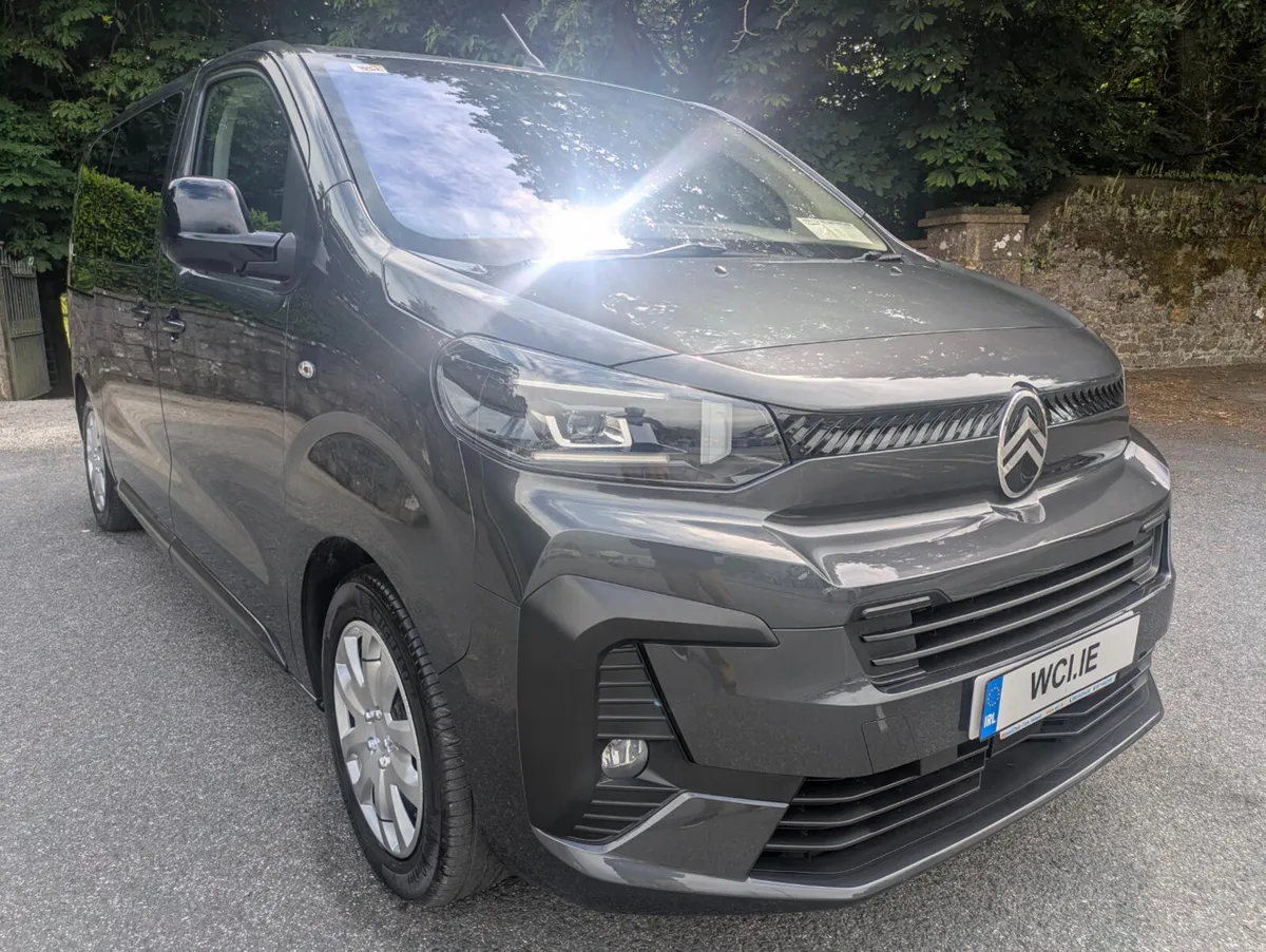 Wheelchair Accessible - Citroen SpaceTourer - Image 3