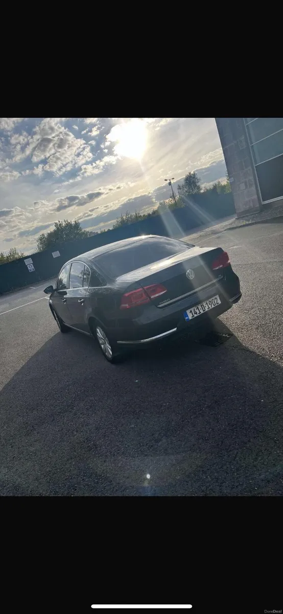 Volkswagen Passat 2014 - Image 1