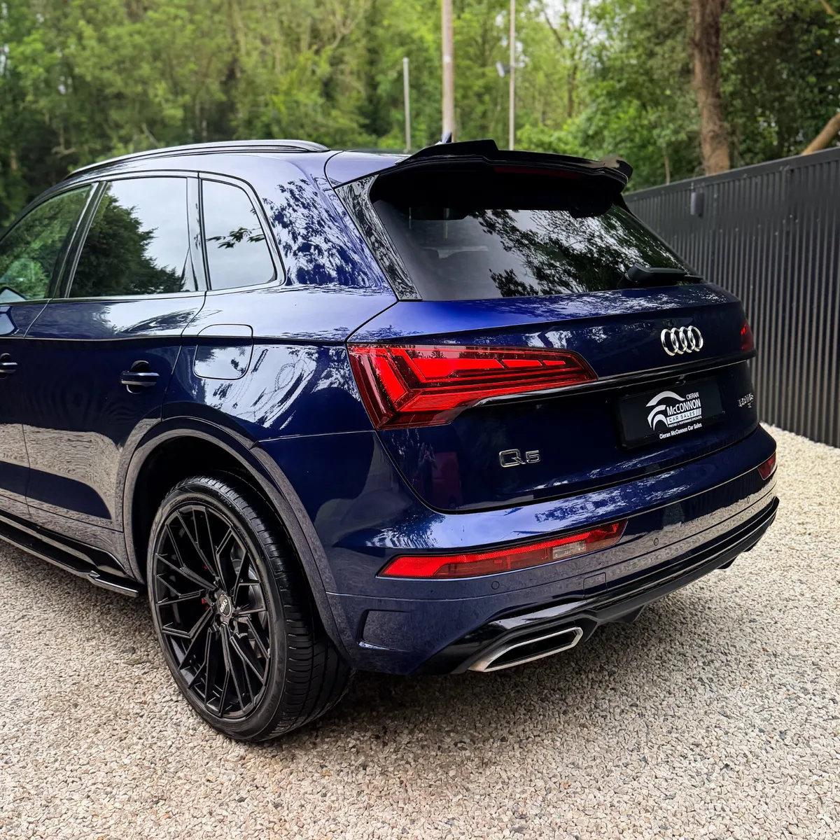 2022 (221) Audi Q5 S Line 50 Quattro TFSI e - Image 6