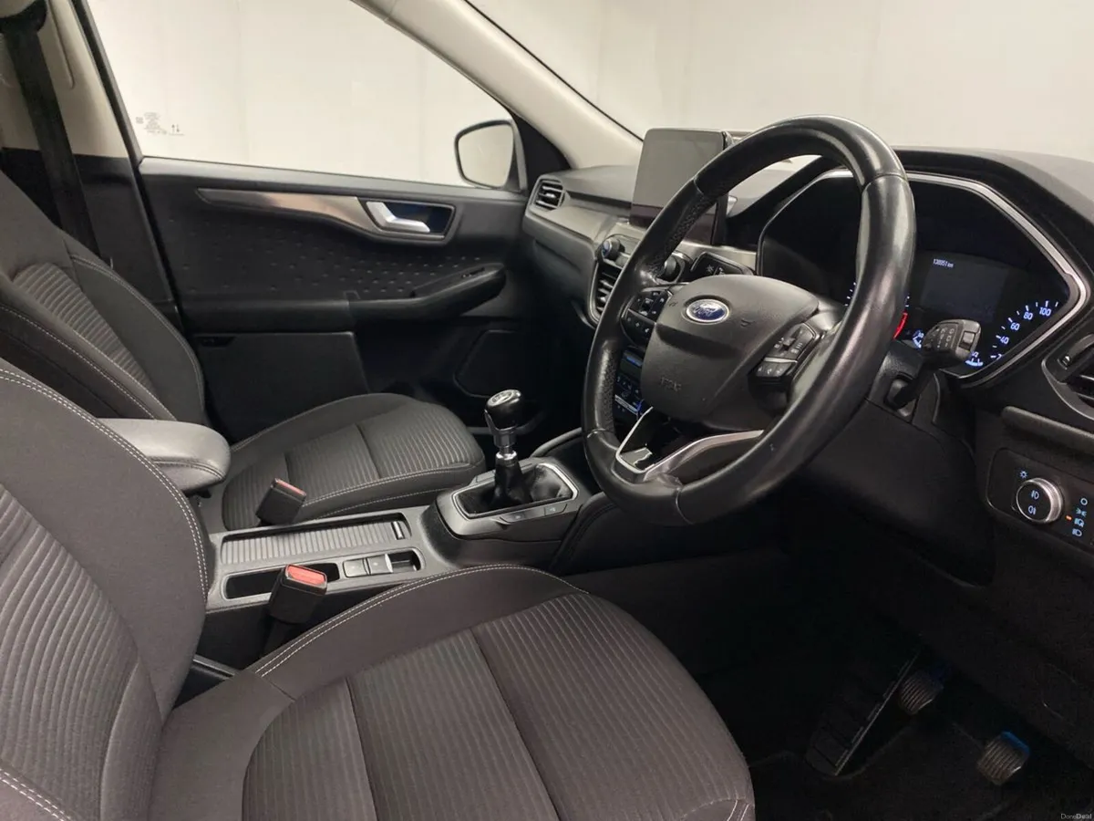 Ford Kuga 1.5 EcoBlue 120PS Titanium - Image 6