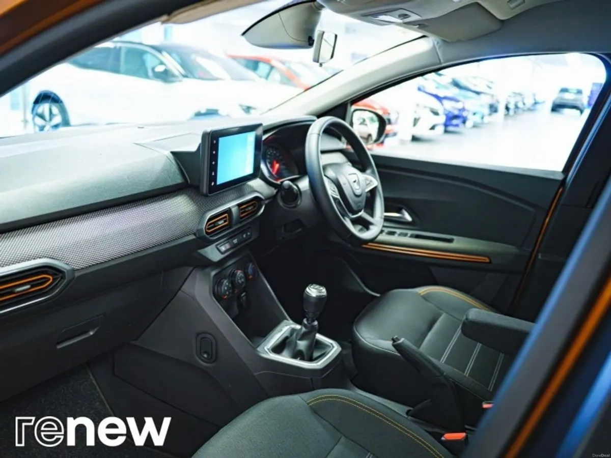 Dacia Sandero Stepway TCe 90 STEPWAY Comfort - Image 5
