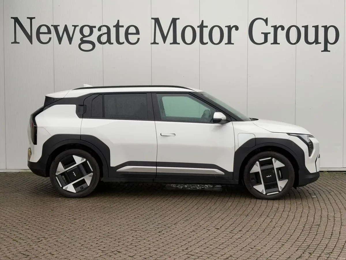 Kia EV3 EV3 EARTH 3 Long Range - Image 4