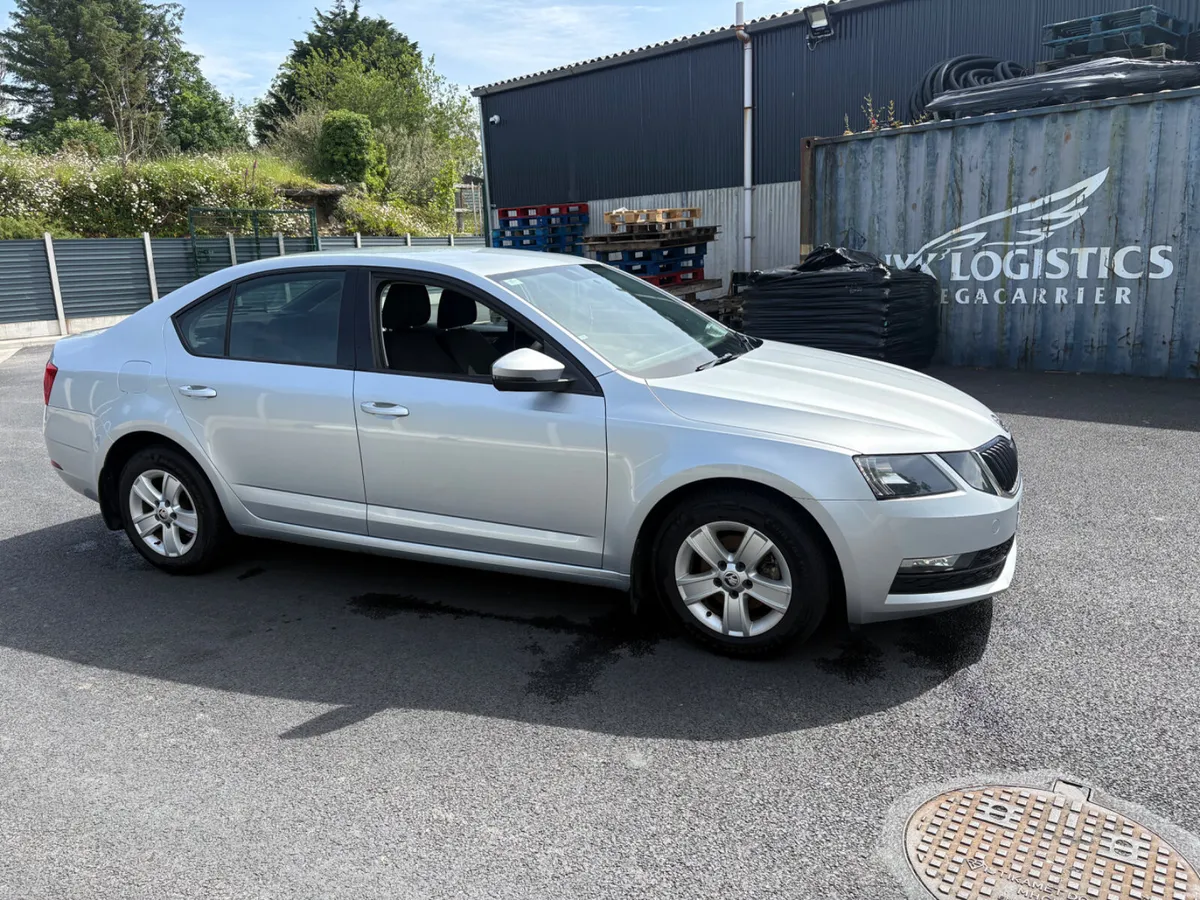 Skoda Octavia 2018 - Image 3