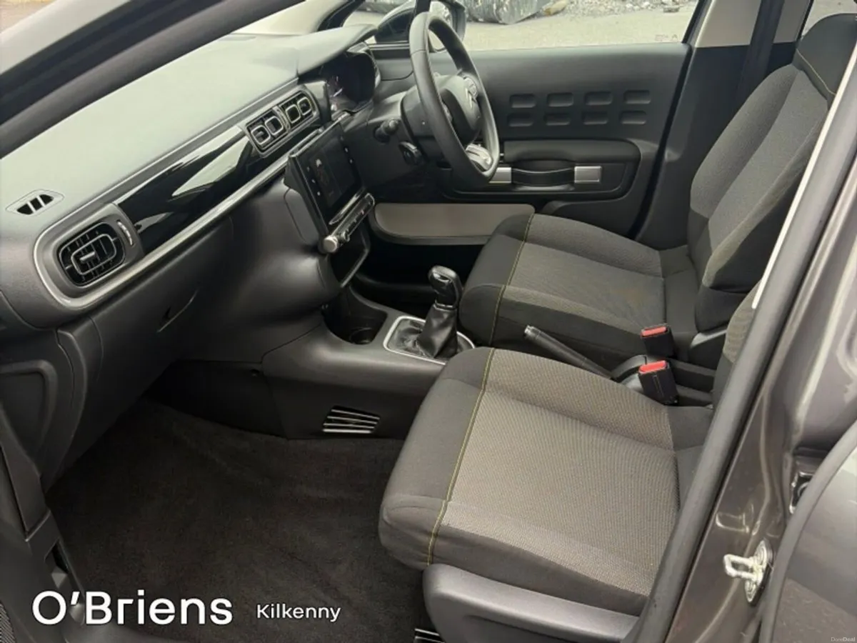 Citroen C3 FLAIR PURETECH 1.2 82 BHP 5DR *1 OWNER - Image 4