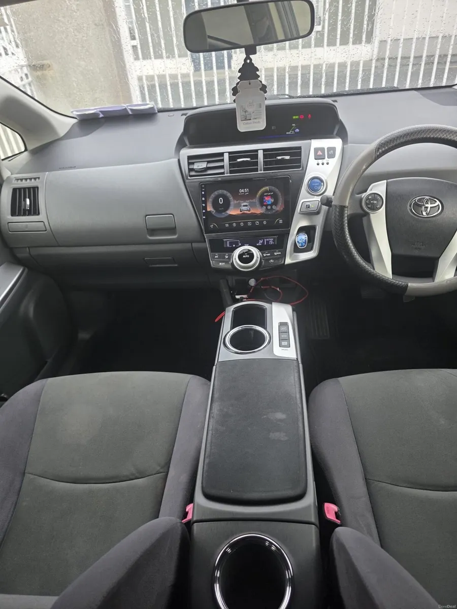 Toyota Prius Alpha Hybrid 7 seater - Image 4