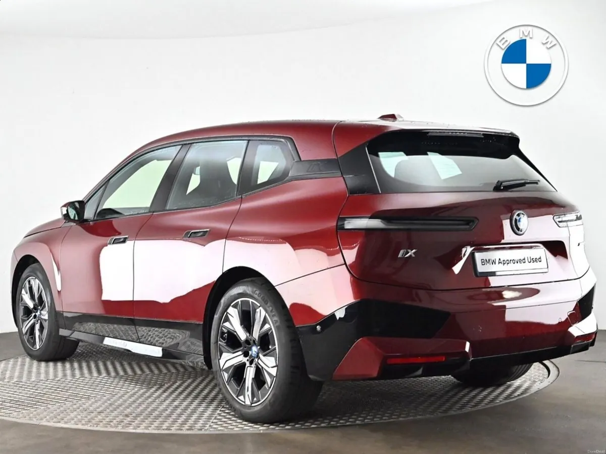 BMW iX xDrive40 M Sport - Image 2