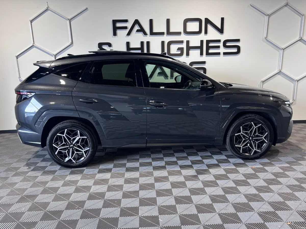 2023 HYUNDAI TUCSON N LINE S T-GDI HEV // SUNROOF - Image 4