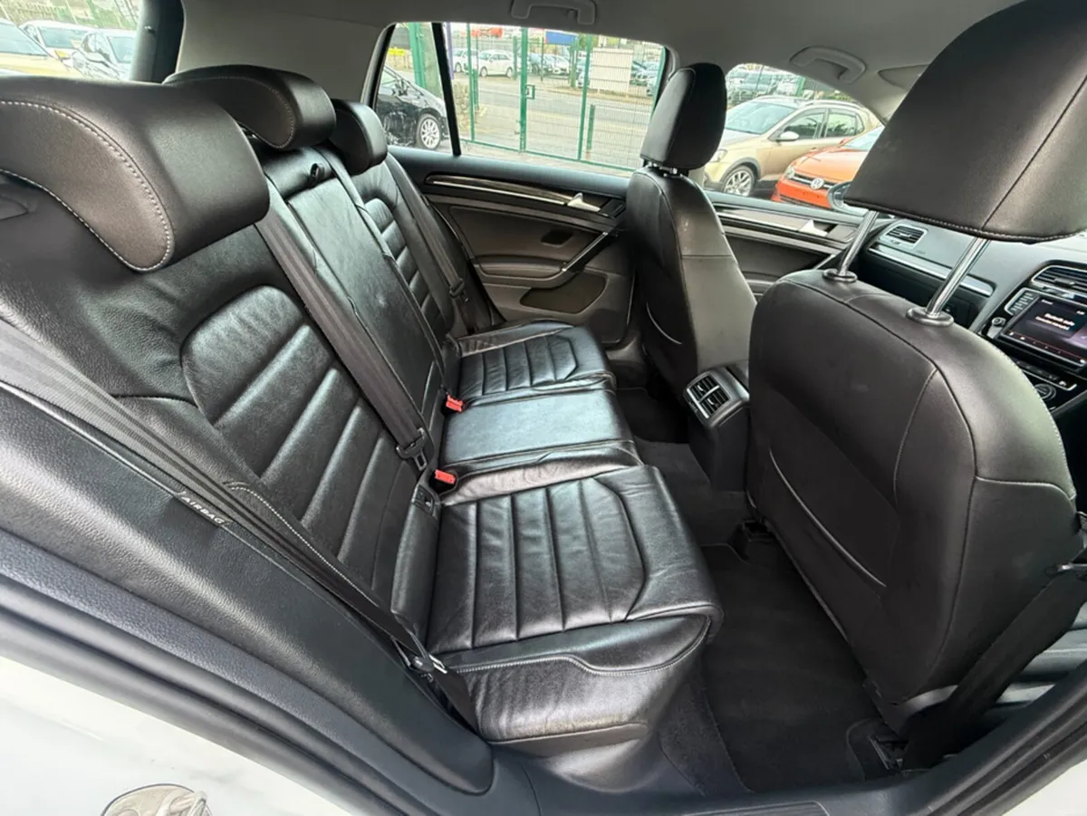 Volkswagen Golf FULL LEATHER PACK HIGHLINE EDITION - Image 4