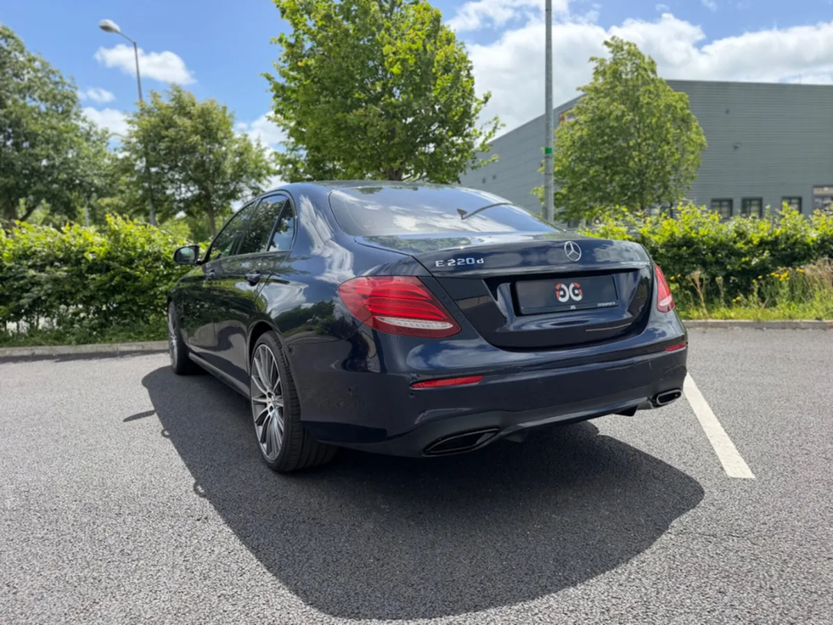 Mercedes-Benz E-Class E220 D AMG LINE AUTO - Image 2