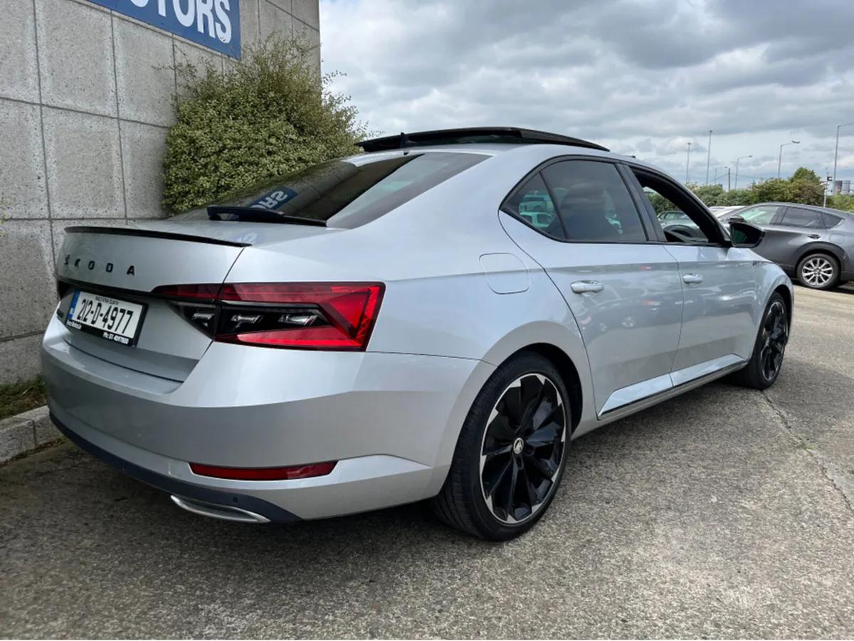Skoda Superb SPORTLINE 2.0 DIESEL MANUAL 150BHP // - Image 4