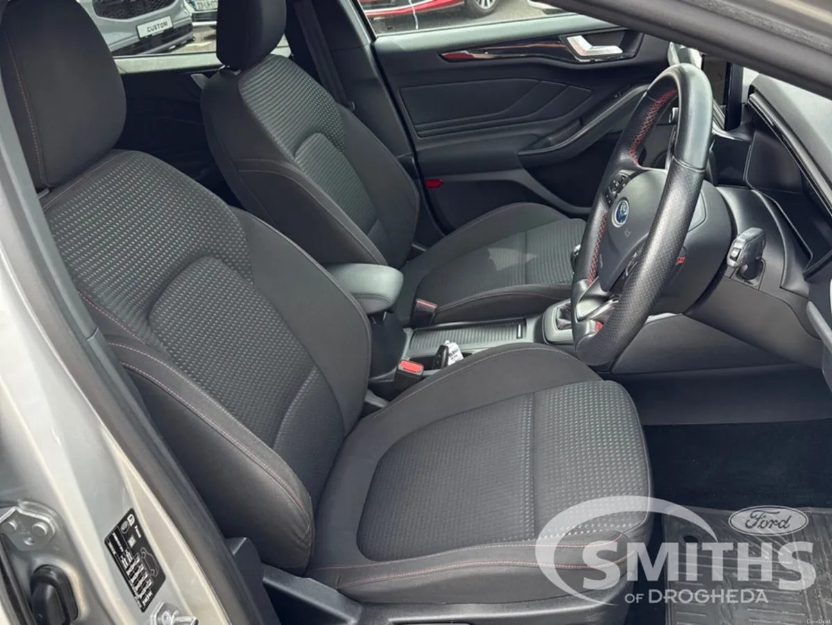 Ford Focus ST-LINE 1.5 TD 125PS - Image 4