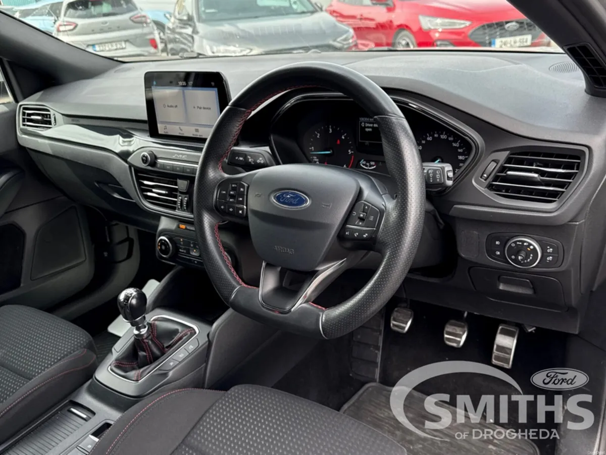 Ford Focus ST-LINE 1.5 TD 125PS - Image 2