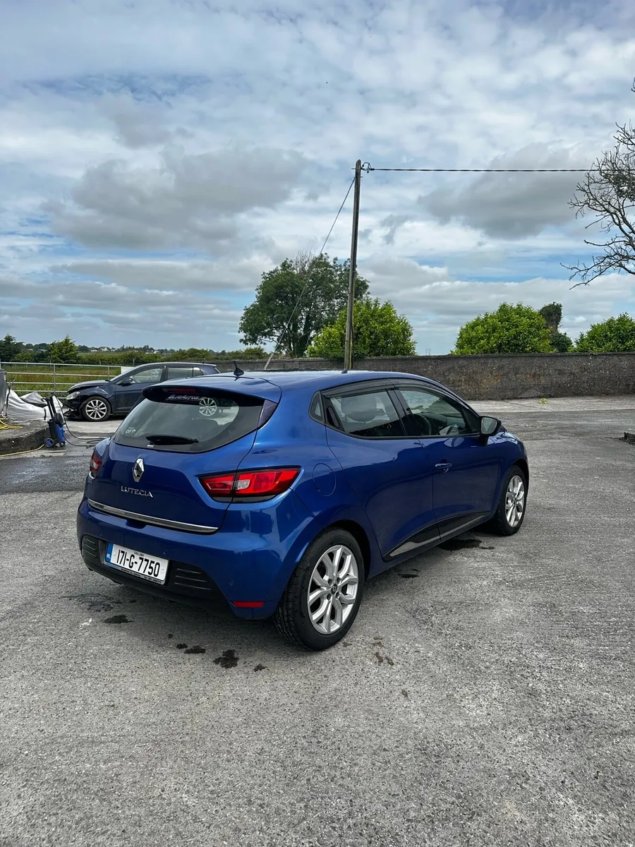 2017 Renault Clio - Image 4
