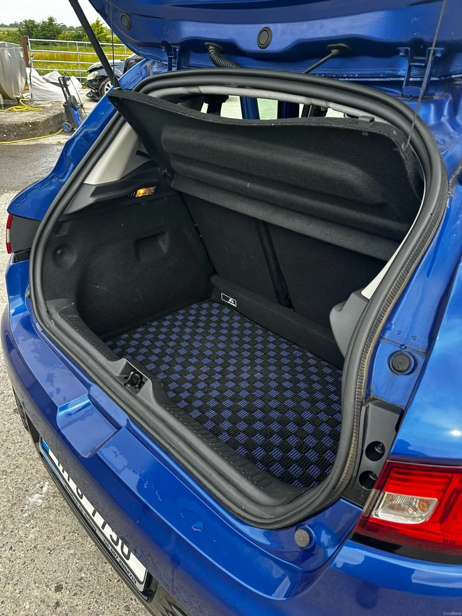 2017 Renault Clio - Image 5