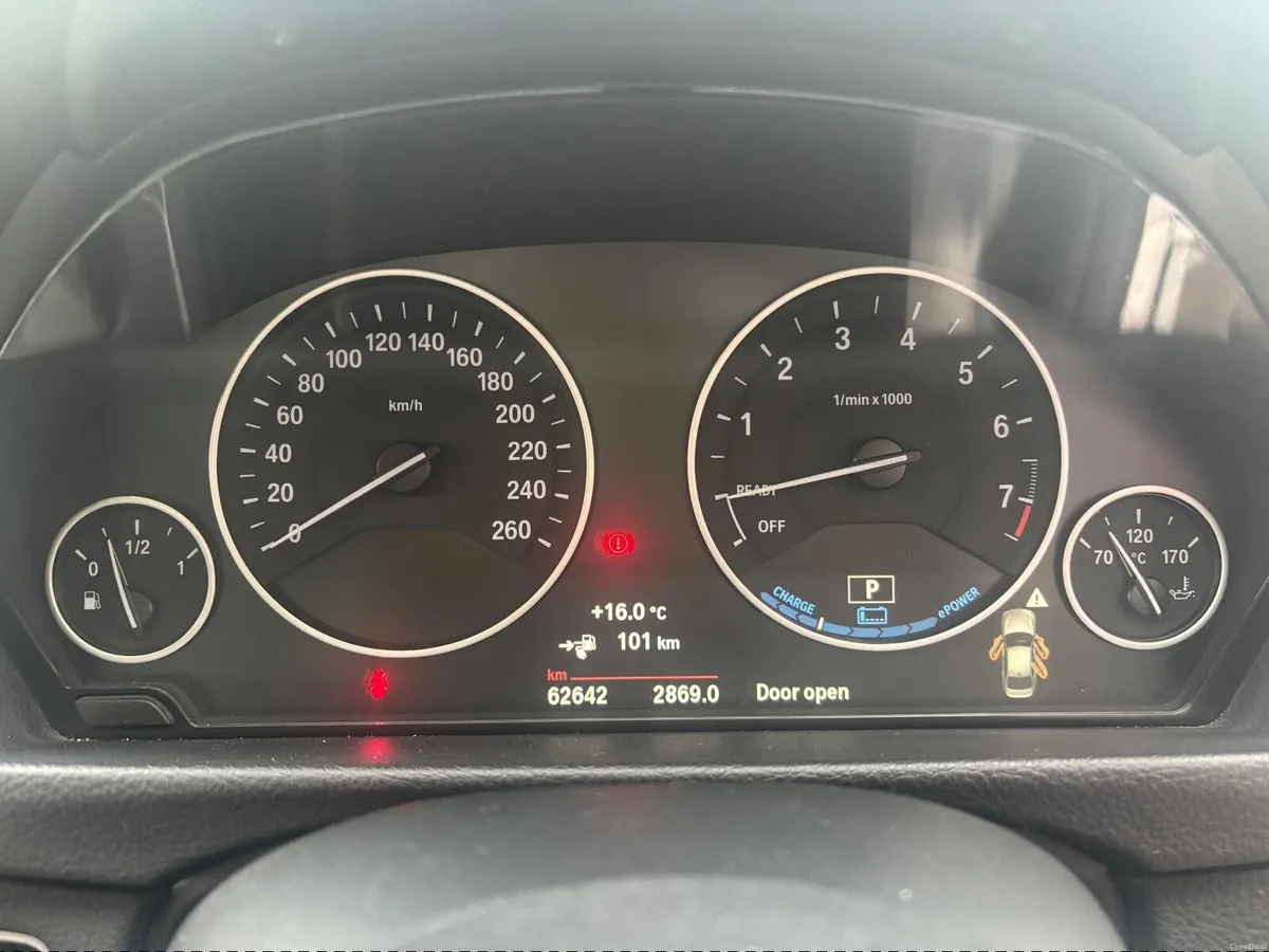 2016 BMW 330e F30 63000KM - Image 6