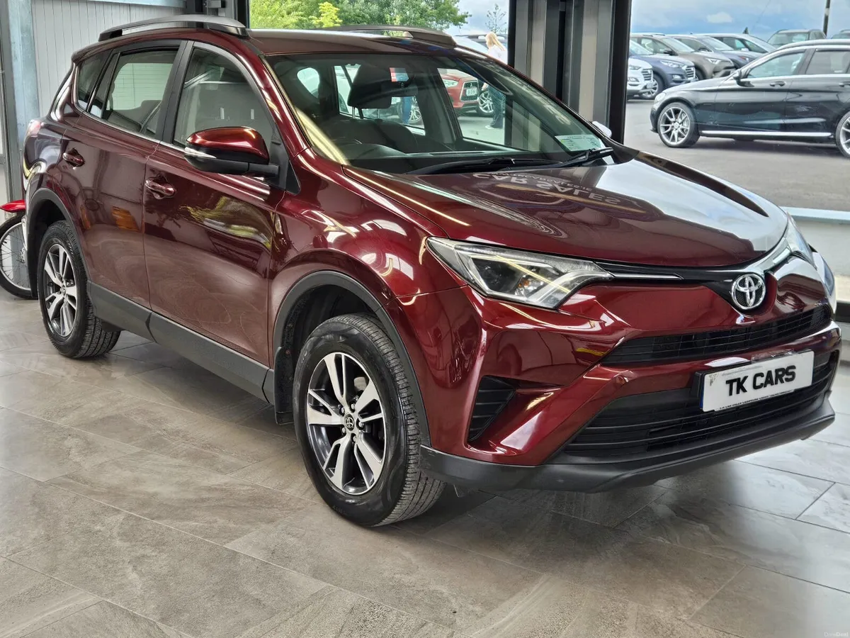 18 TOYOTA RAV4 LUNA - Image 1