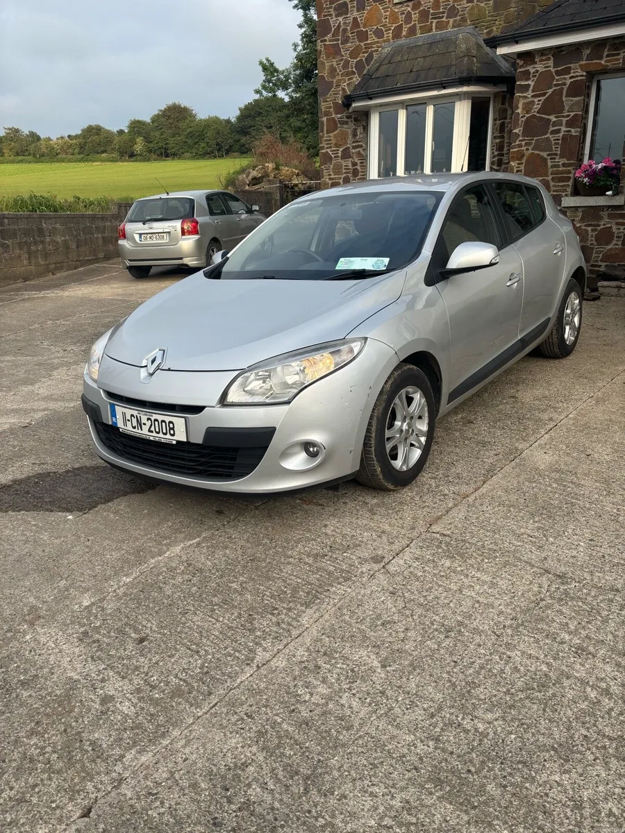 Renault  megane 1.5 diesel - Image 2