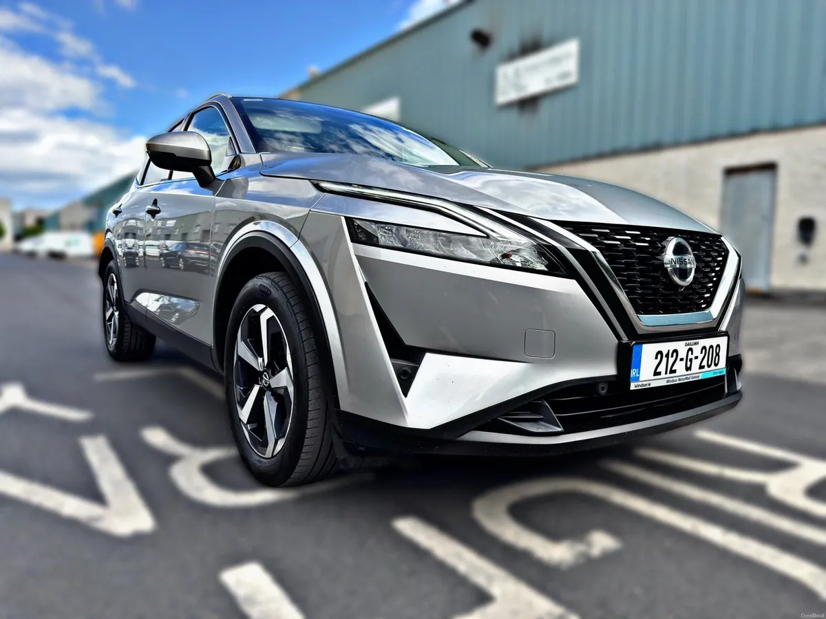 Nissan Qashqai 1.3 HYB SV Premium High Spec - Image 1
