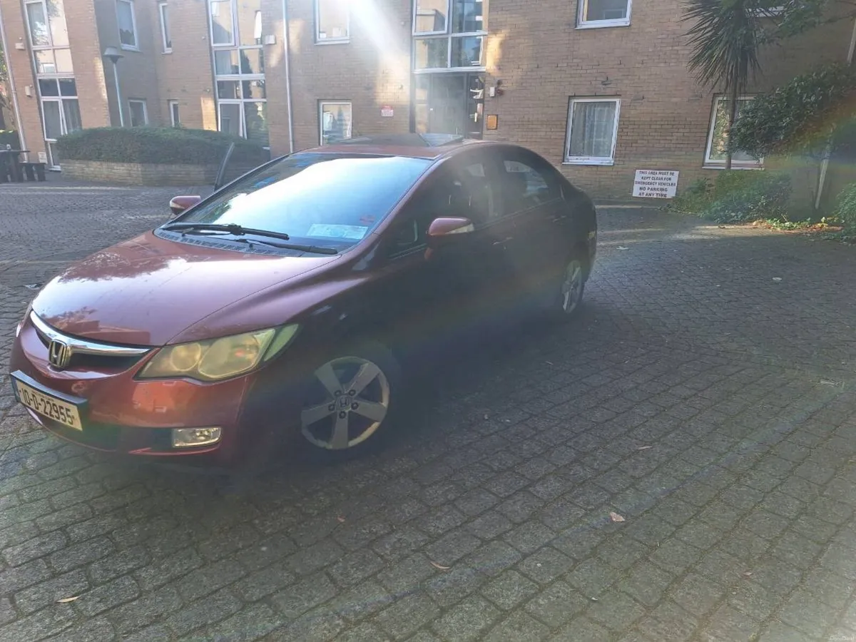 Honda civic - Image 4