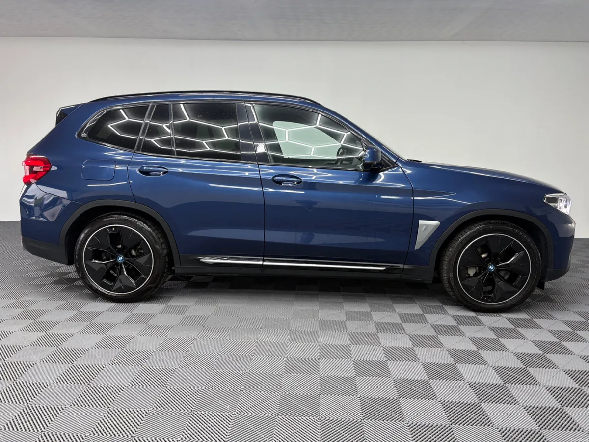 BMW iX3 Premier Edition 80Kwh 2021 - Image 5