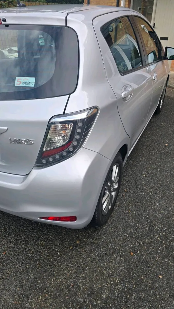 Toyota Yaris 2014 1.3 - Image 3