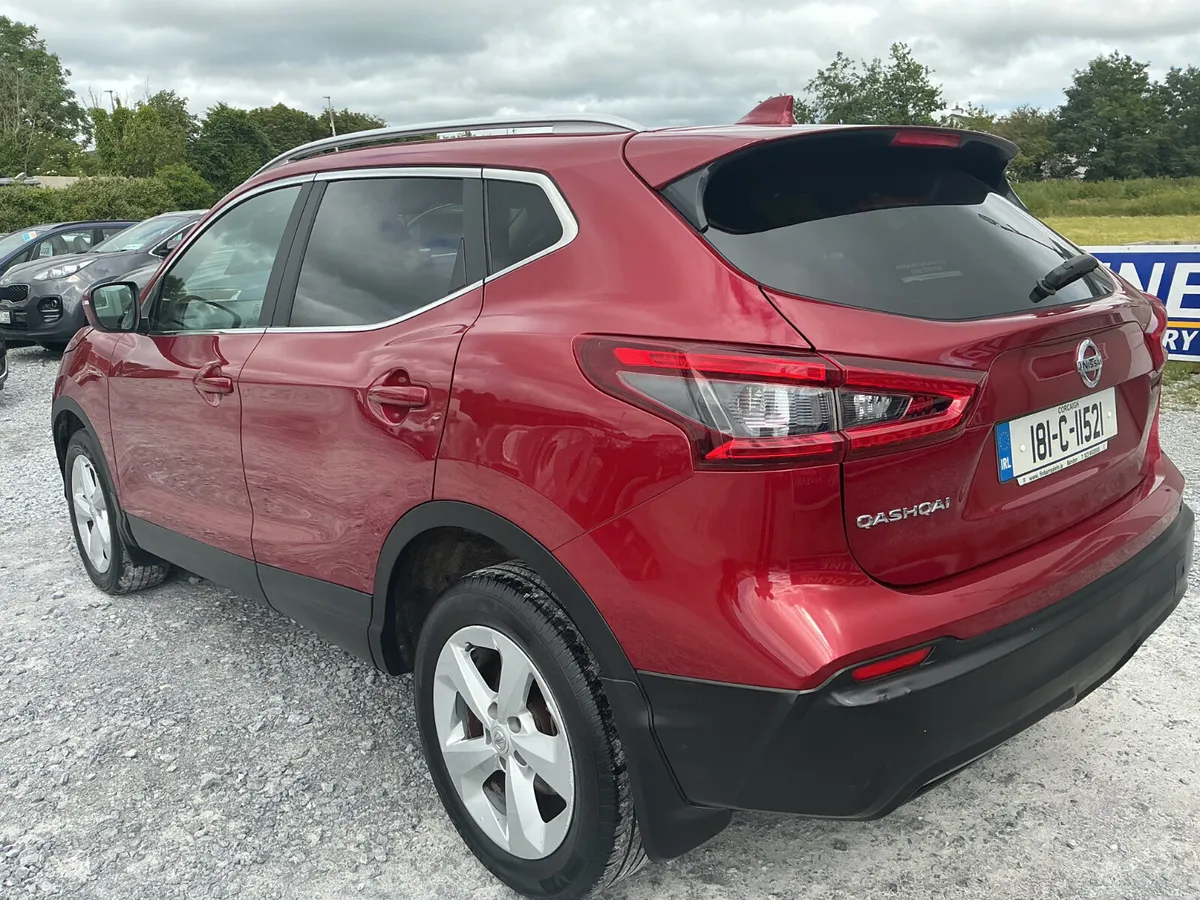 2018 AUTOMATIC NISSAN QASHQAI DIESEL LOW KMS - Image 5
