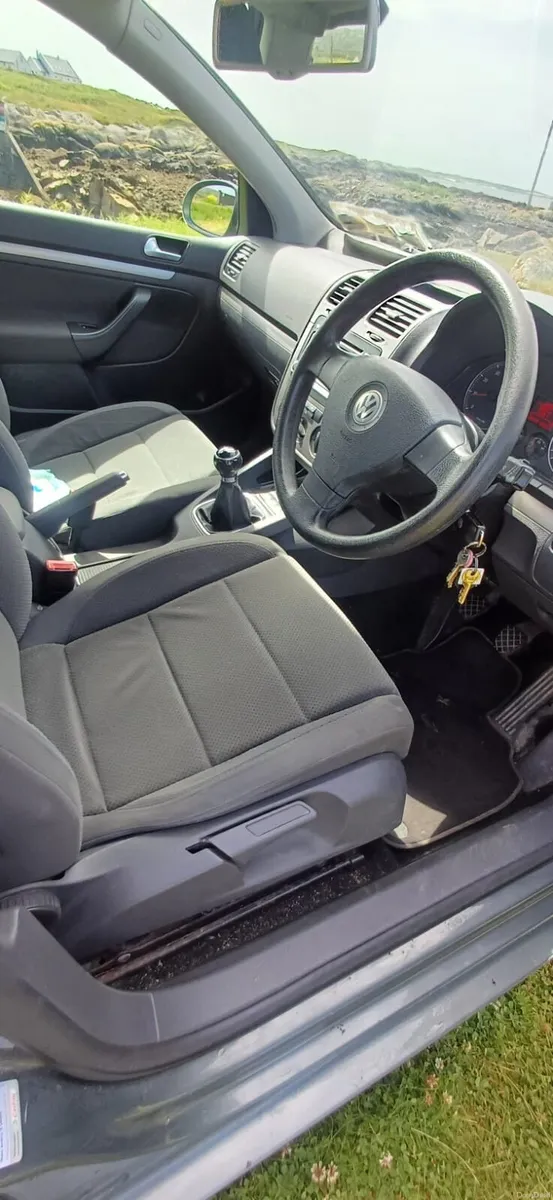 VW GOLF 1.4 PETROL COMFORTLINE - Image 4