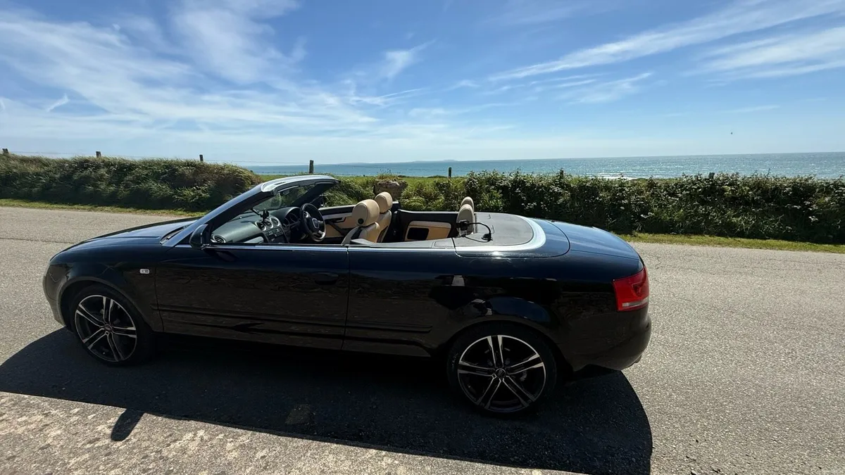 Audi A4 convertible - Image 2
