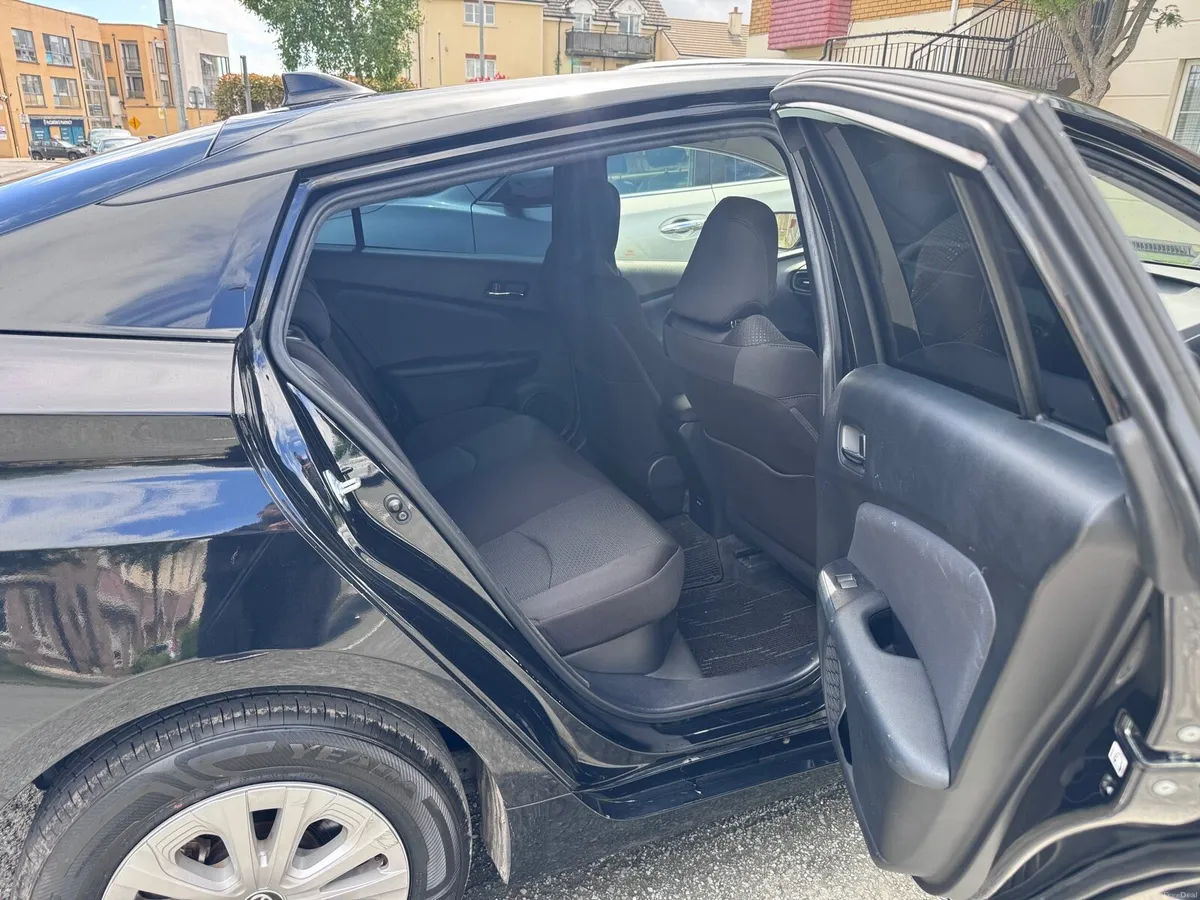 Toyota Prius 2021 safety plus 2 Package - Image 6