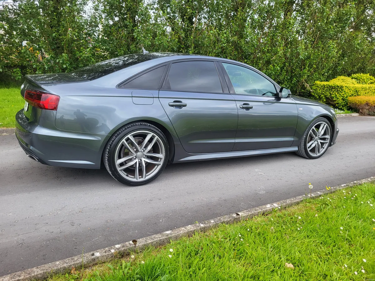 Audi A6 2.0L TDI   S. LINE Ultra AUTOMATIC - Image 2