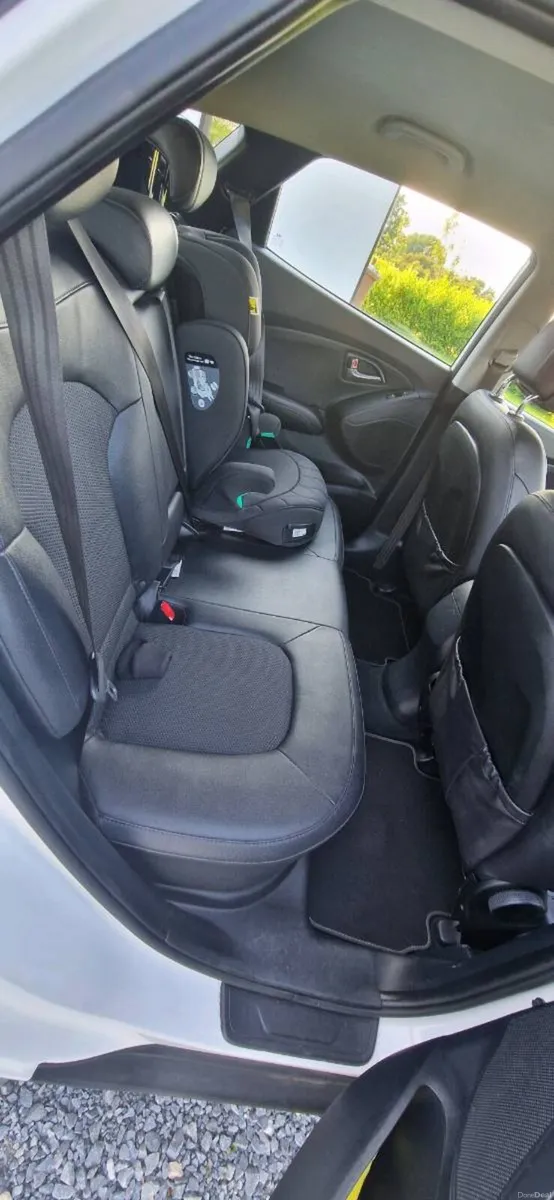Hyundai ix35 Executive 1.7 High Spec - Image 6