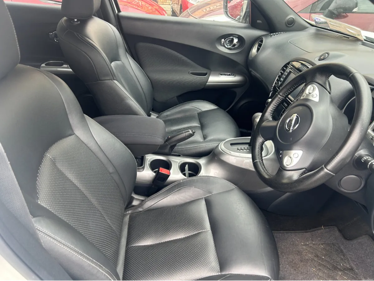 Nissan Juke AUTO///48000KLMS///PREMIUM MODEL WITH - Image 4