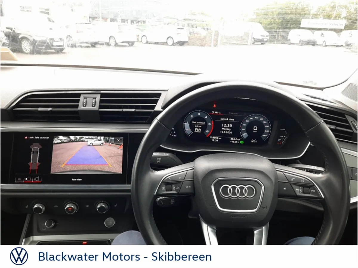 Audi Q3 2.0 35TDI 150BHP SE AUTOMATIC WITH COMFORT - Image 2