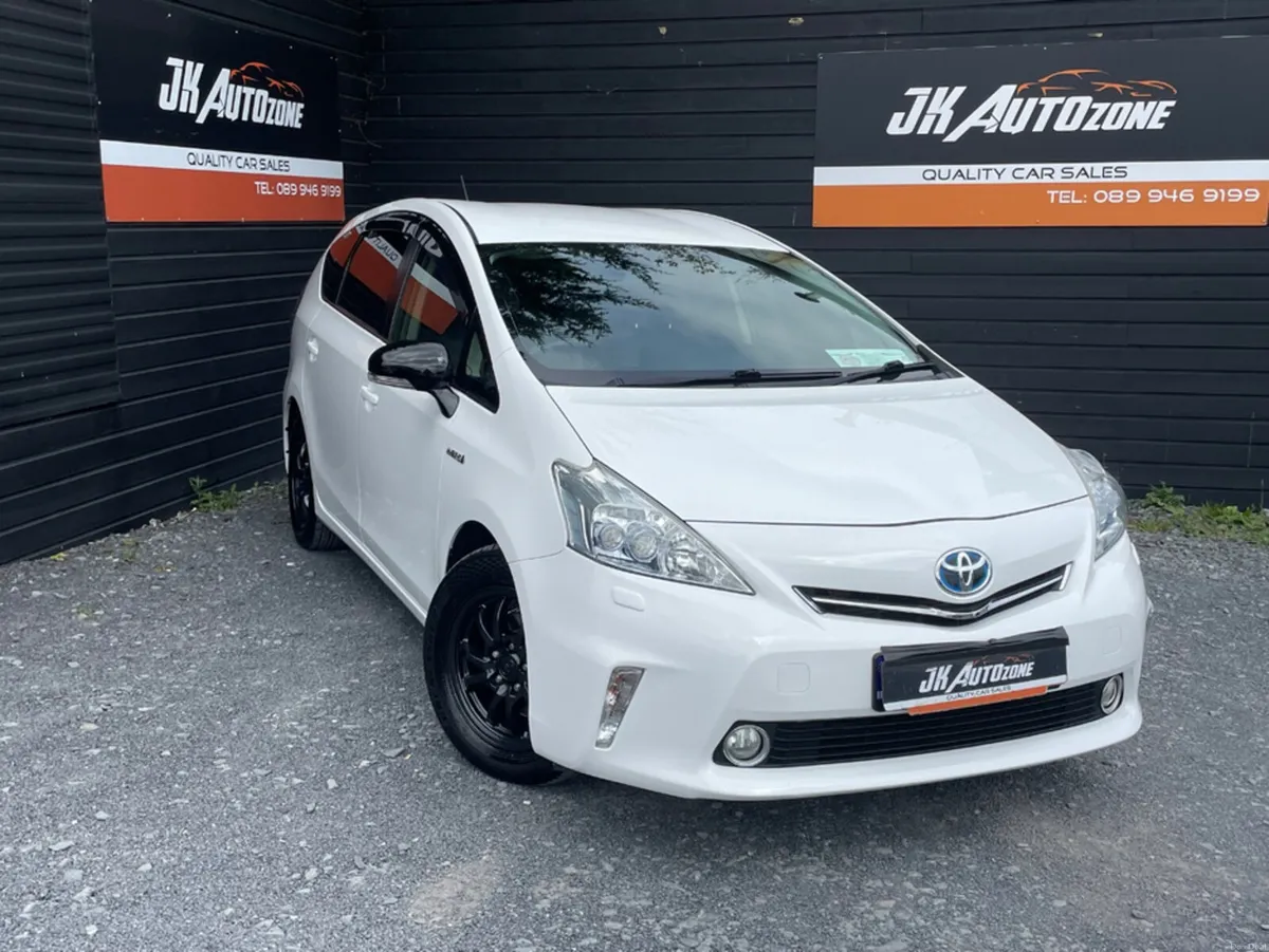 Toyota Prius 1.8 HYBRID 7 SEATER - Image 1