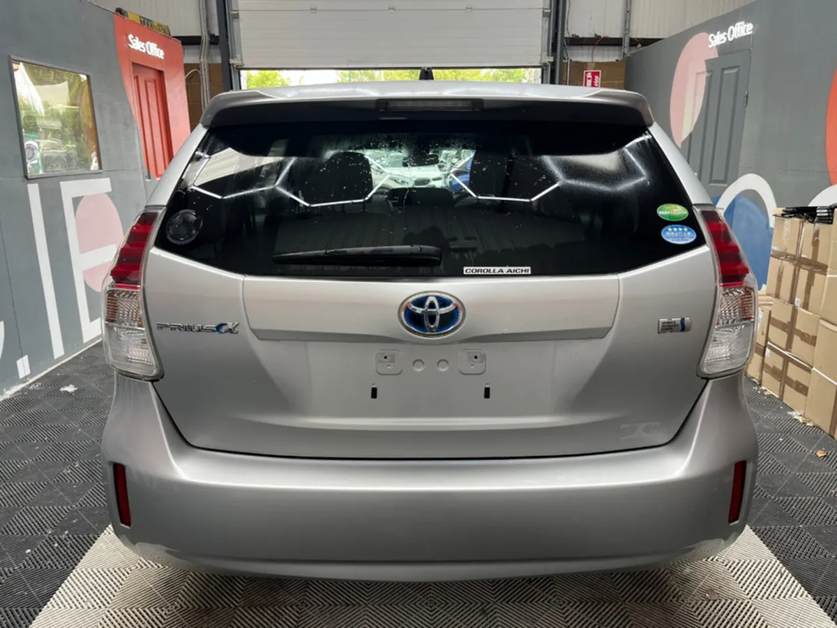 Toyota Prius 2019 TOYOTA PRIUS ALPHA S 1.8 AUTOMAT - Image 3