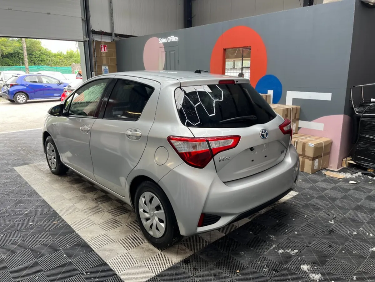 Toyota Vitz 2019 TOYOTA VITZ HYBRID F 1.5 AUTOMATI - Image 4