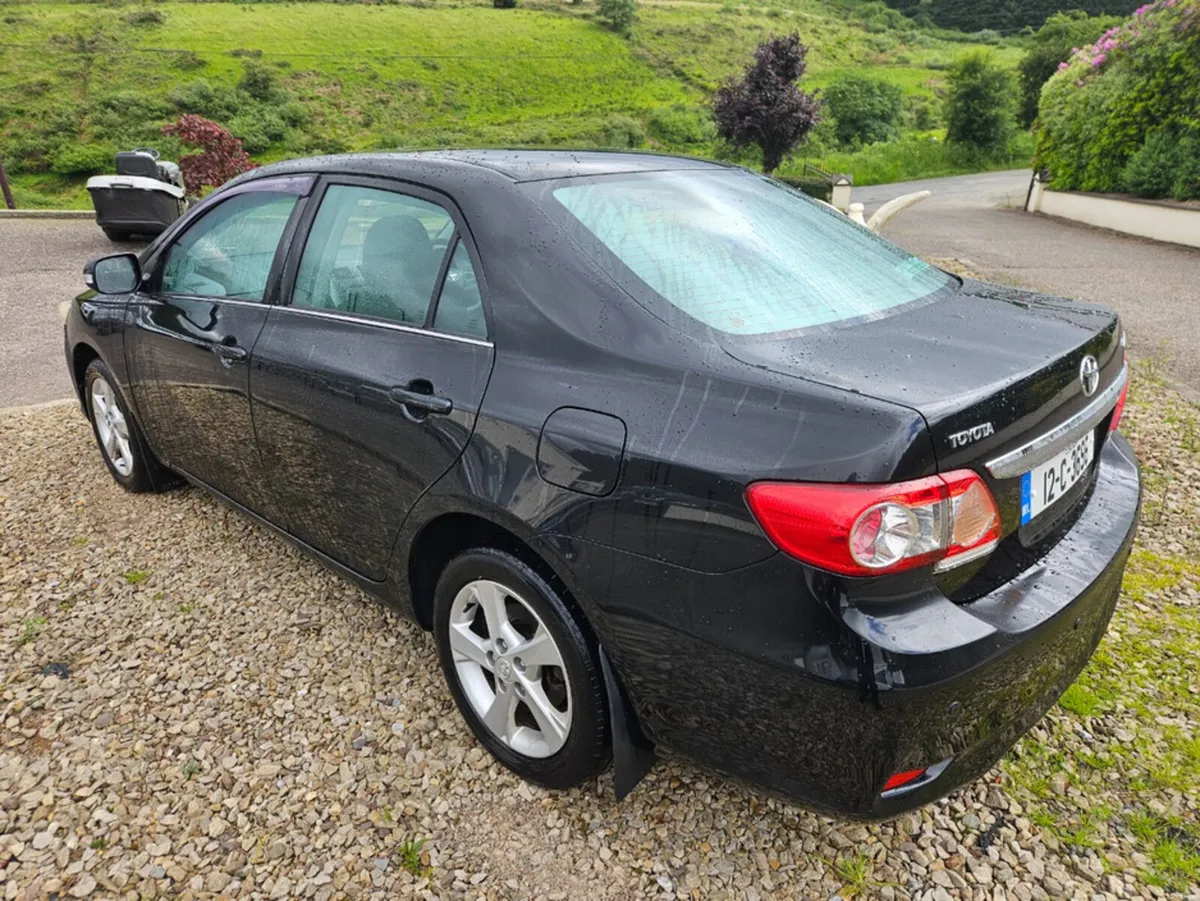 Toyota Corolla 1.4 D-4D LUNA MC 4DR - Image 4