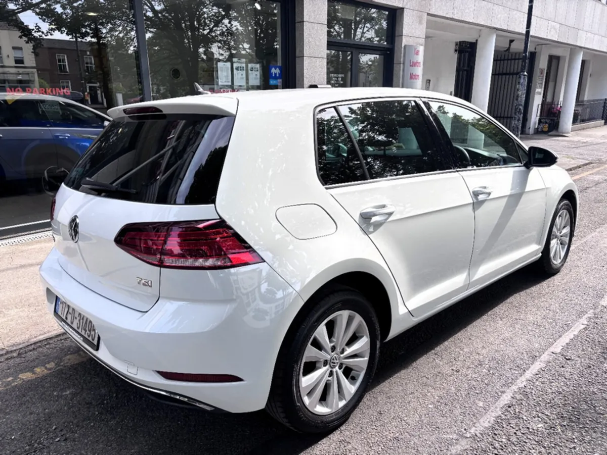 Volkswagen Golf 1.2 Tsi COMFORTLINE AUTO 5DR - Image 2