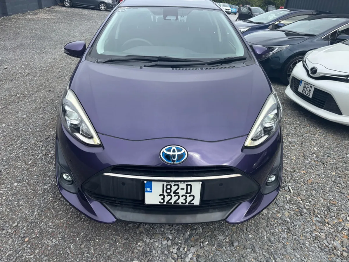 Toyota Aqua HYBRID - Image 4