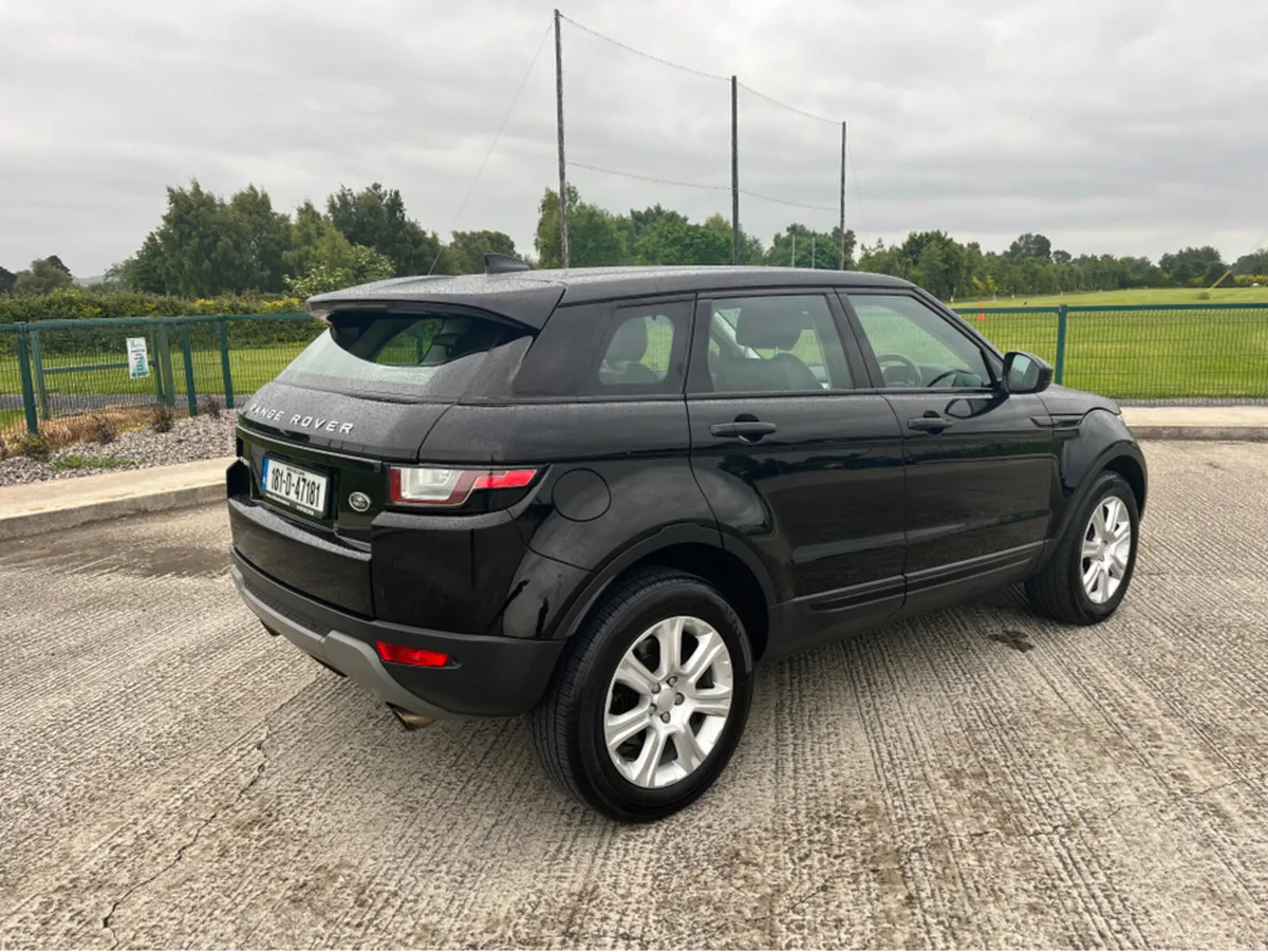 Land Rover Range Rover Evoque 2.0 TD4 SE TECH 5DR - Image 3
