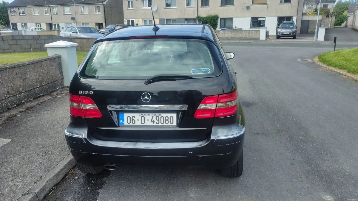 Mercedes-Benz B-Class 2006 Petrol 1.5L Manual - Image 2