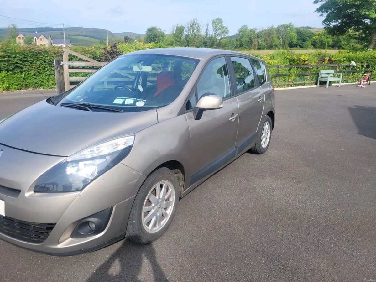 Renault Scenic - Image 2