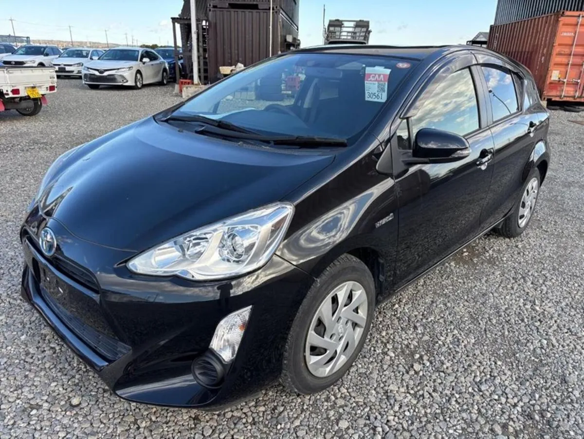 Toyota Aqua 152 S - Image 1