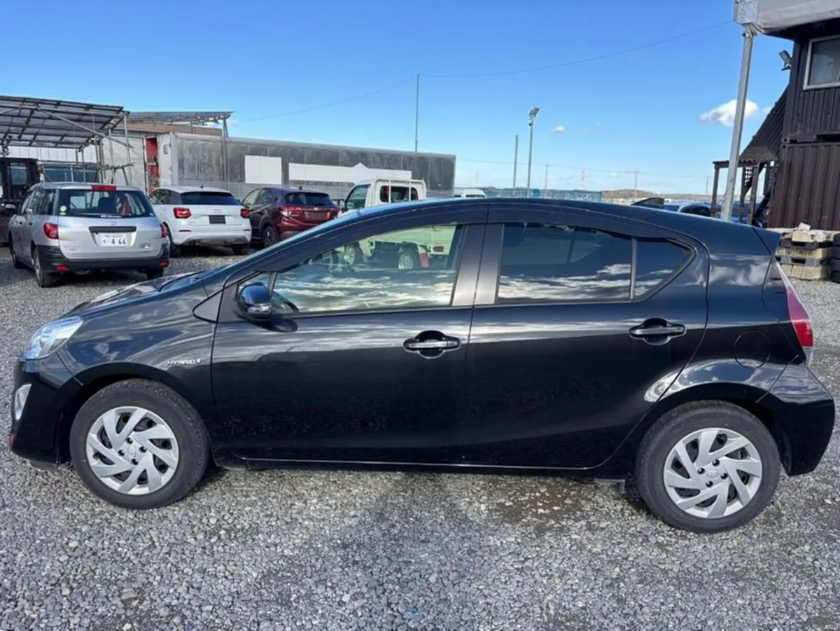 Toyota Aqua 152 S - Image 3
