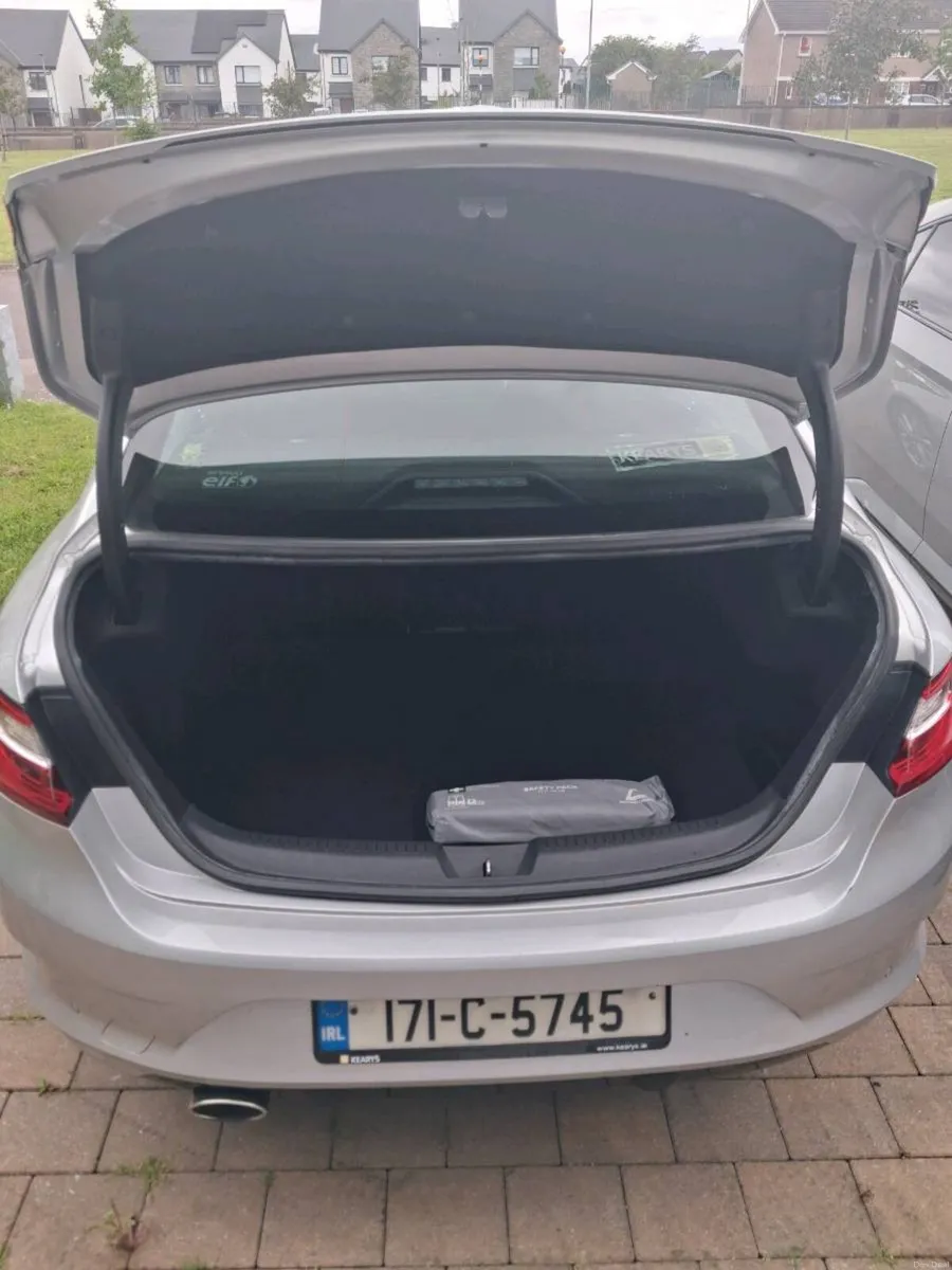 171 Renault Megane Grand Coupe Dynamique - Image 4