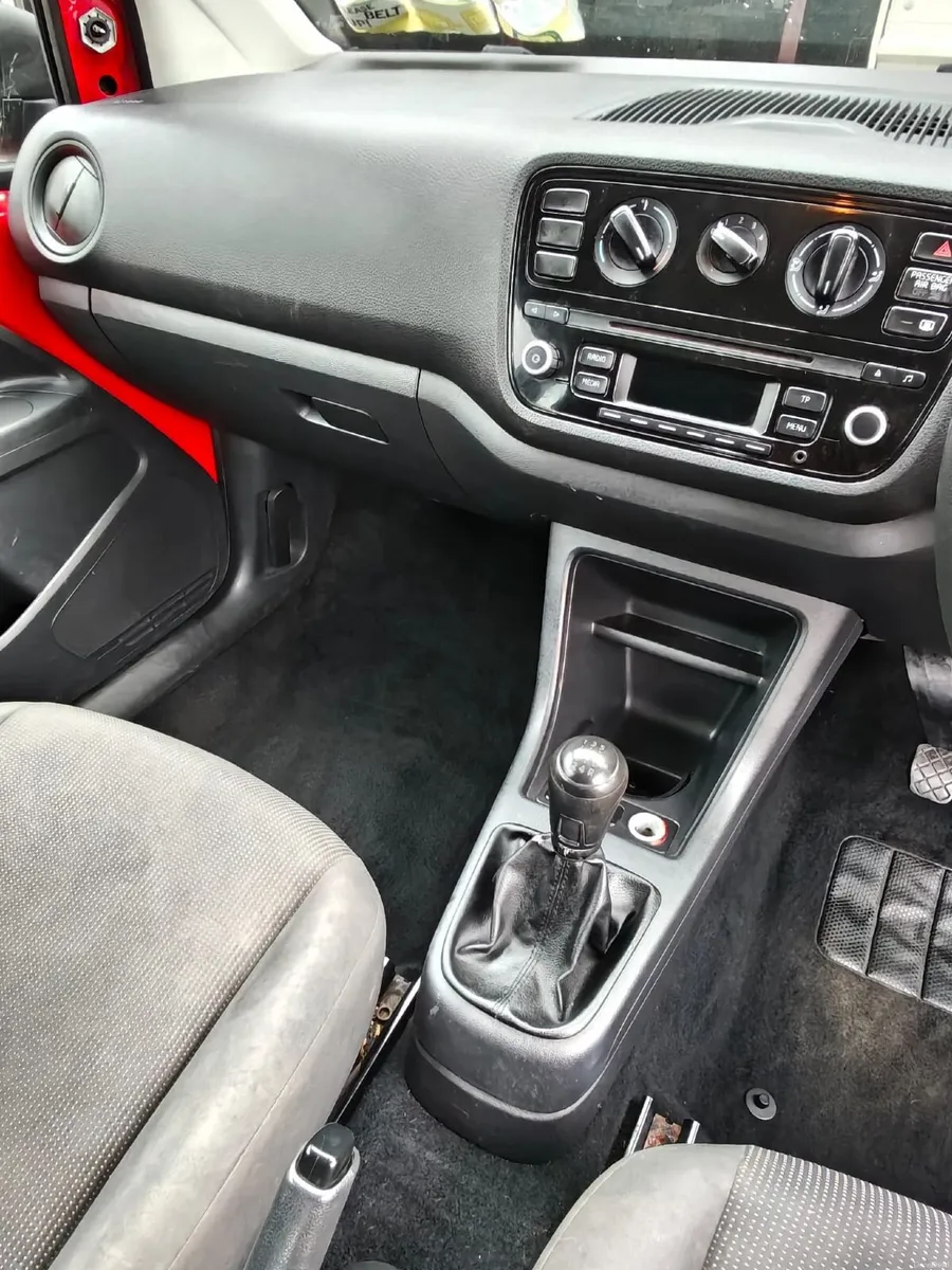 Volkswagen up! 2014 - Image 6