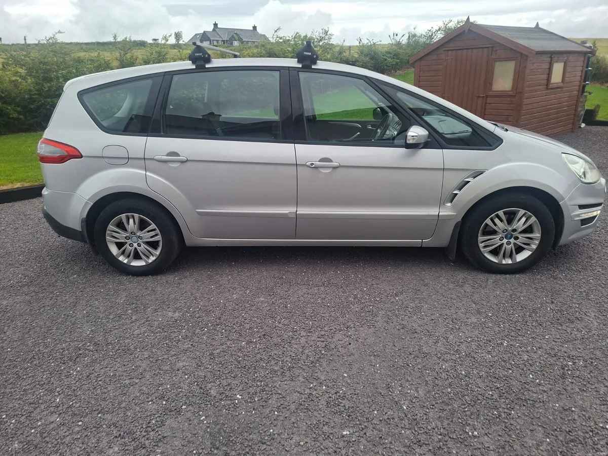 Ford S-Max 2014 - Image 2