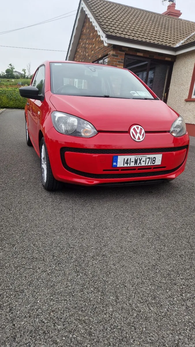 Volkswagen up! 2014 - Image 1