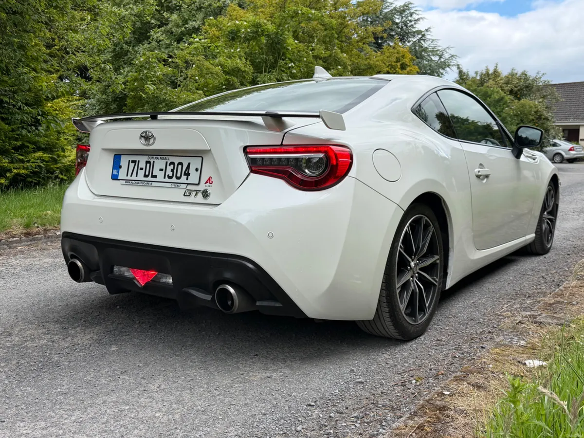 2017 Toyota GT86 2.0 Auto - Irish Car - New NCT - Image 3